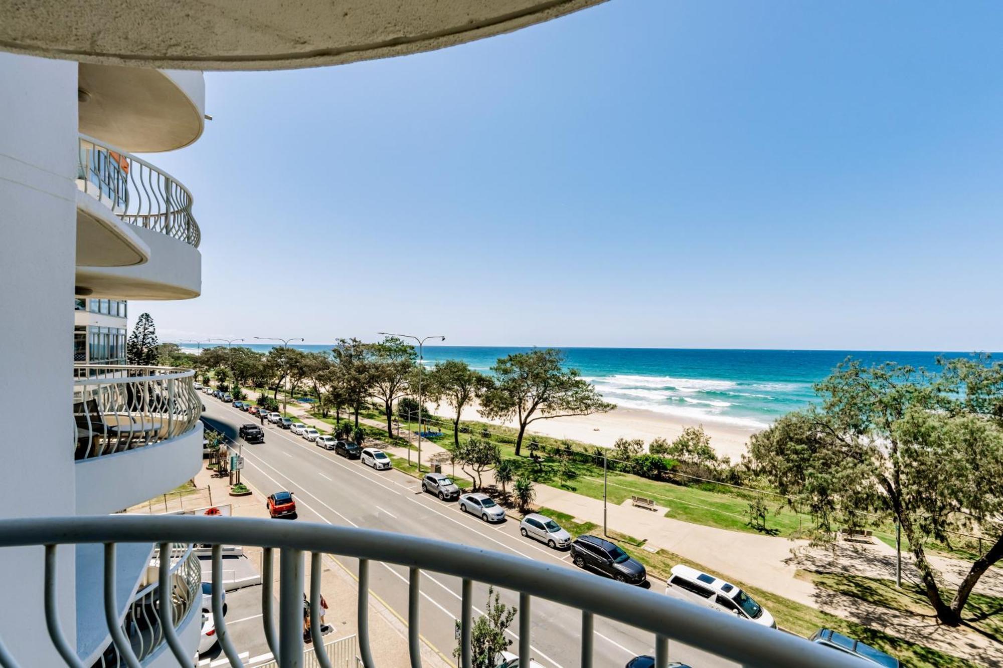 Olympus Beachfront Aparthotel Gold Coast