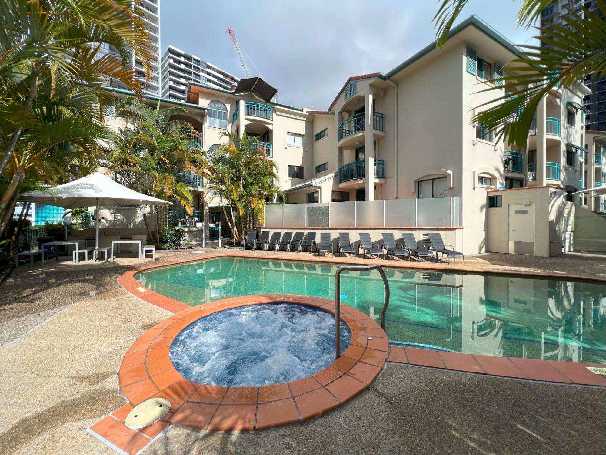 Cha Private Apts Aruba Apartment