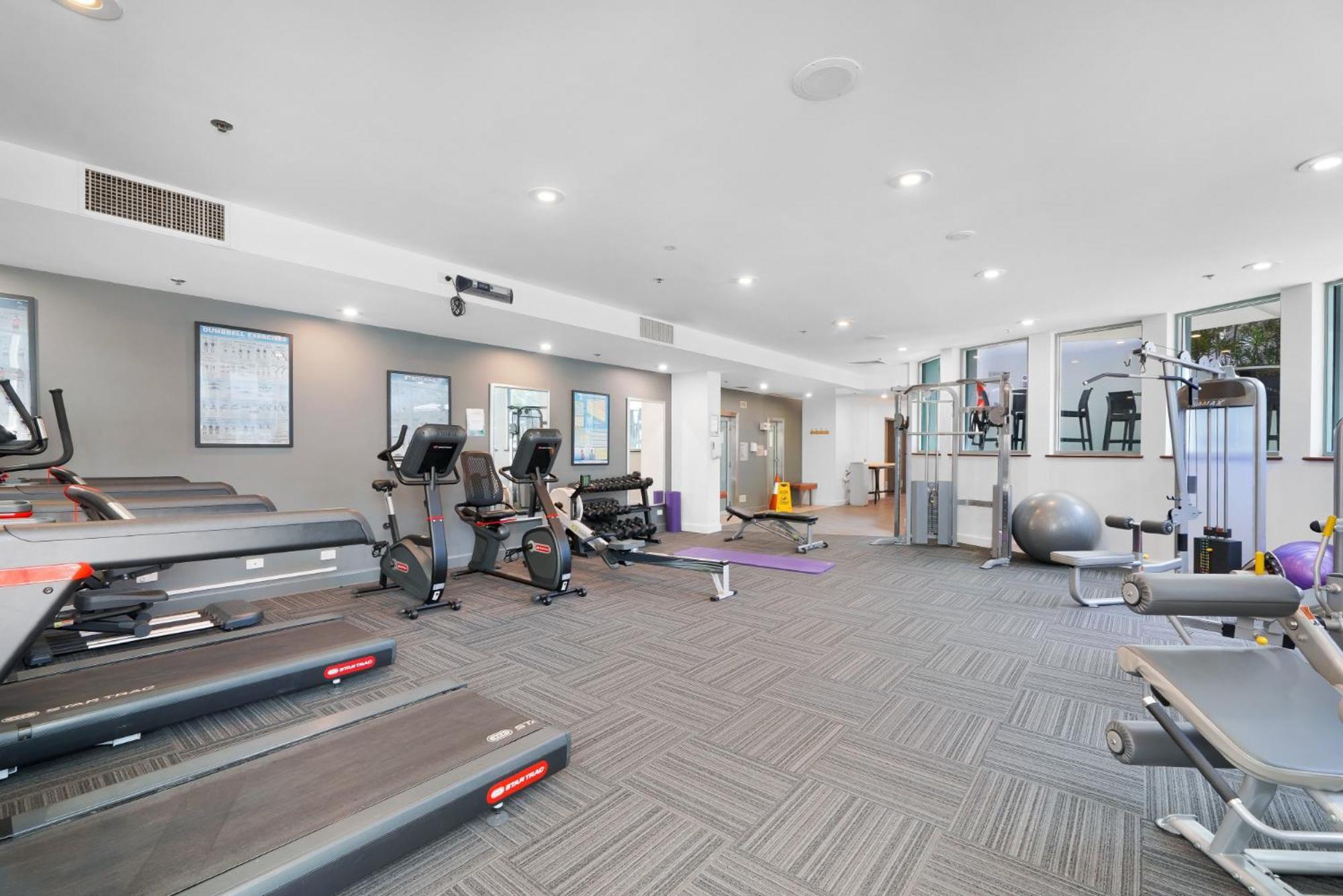 Apartment Oceanview 1-bed Sub Penthouse With Pool & Gym