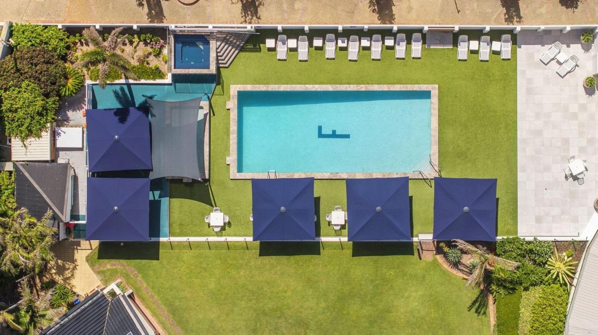 Apartment Focus With Ocean Views - Coasthm *