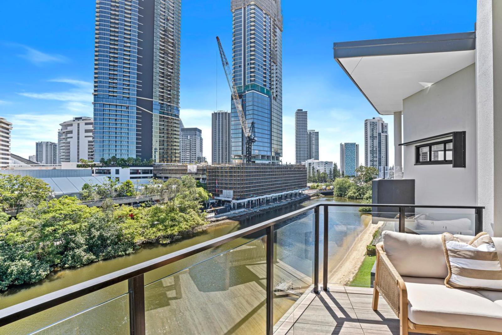 Spice Broadbeach - Gclr *