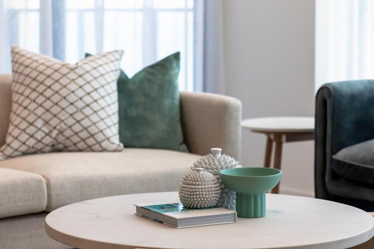 Luxury In Hemingway Palm Apartment *