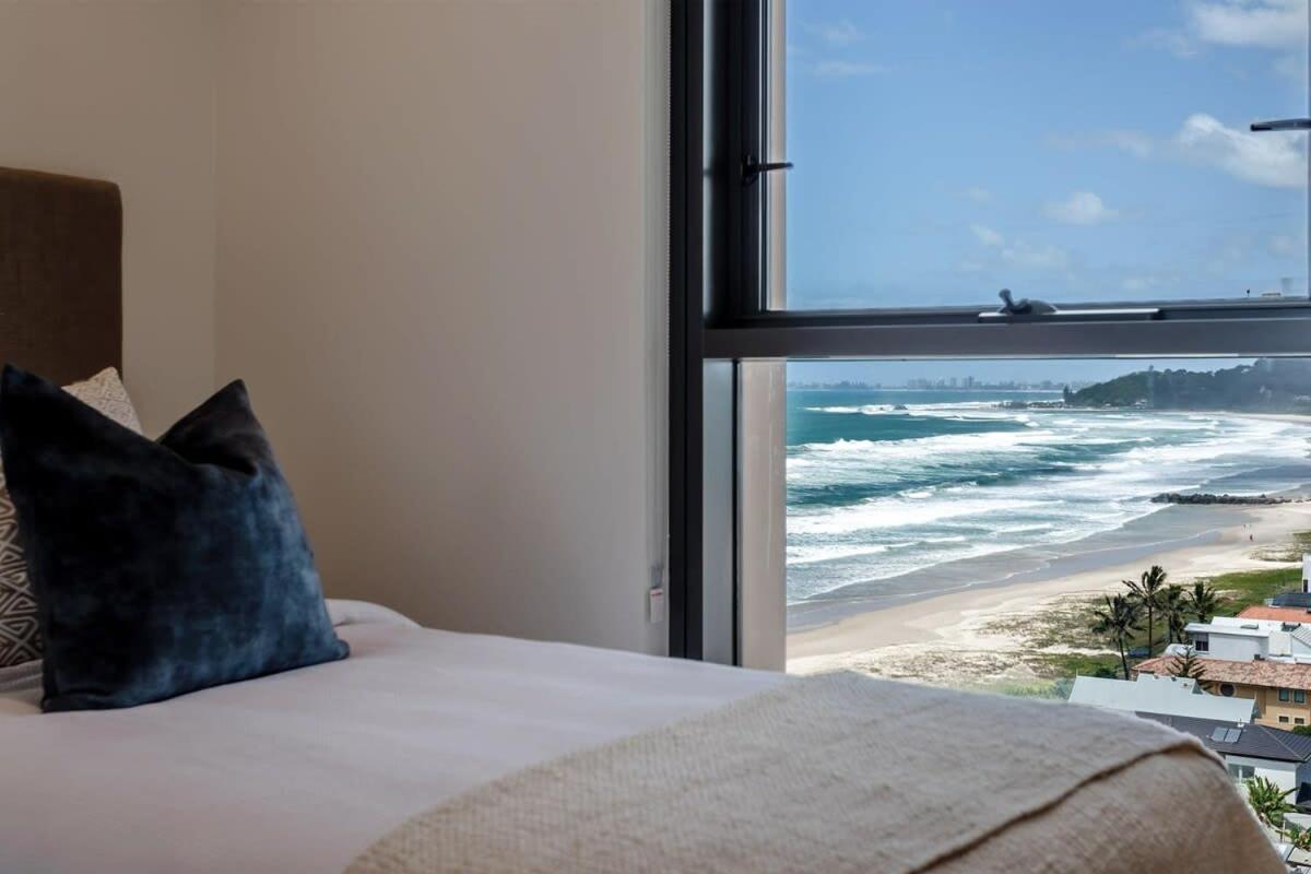 Luxury In Hemingway Palm * Gold Coast
