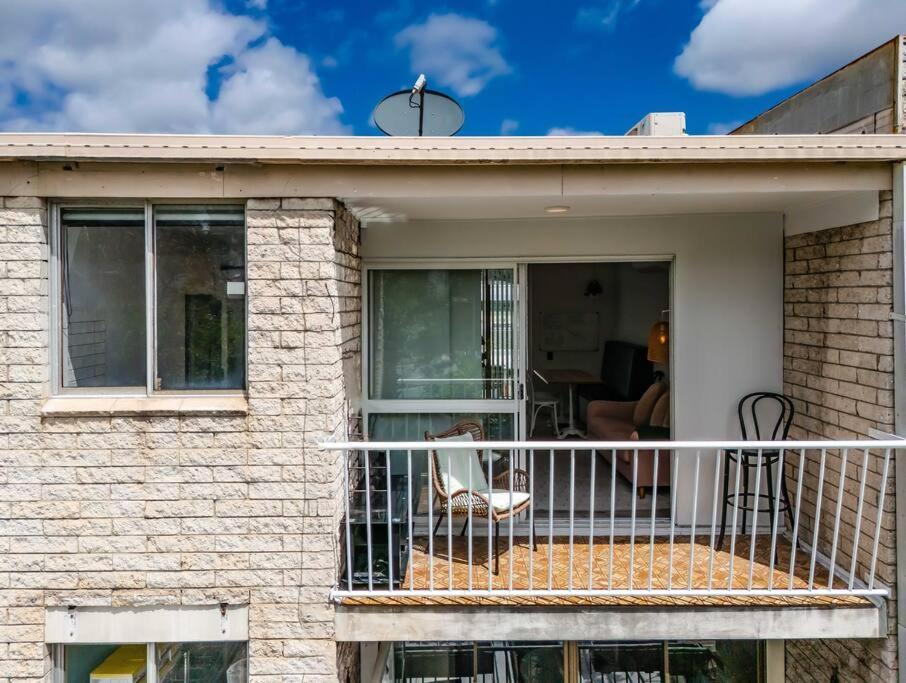 The Local Burleigh Heads Apartment *
