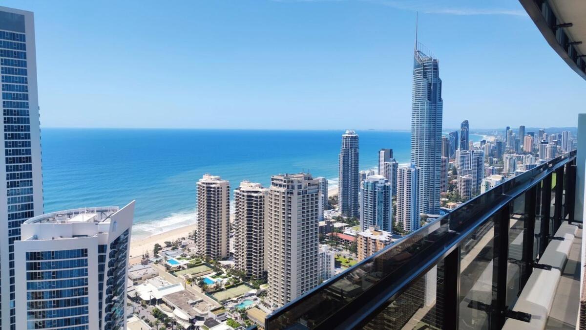 Apartment Level 47 Sky High 2br Ocean View *