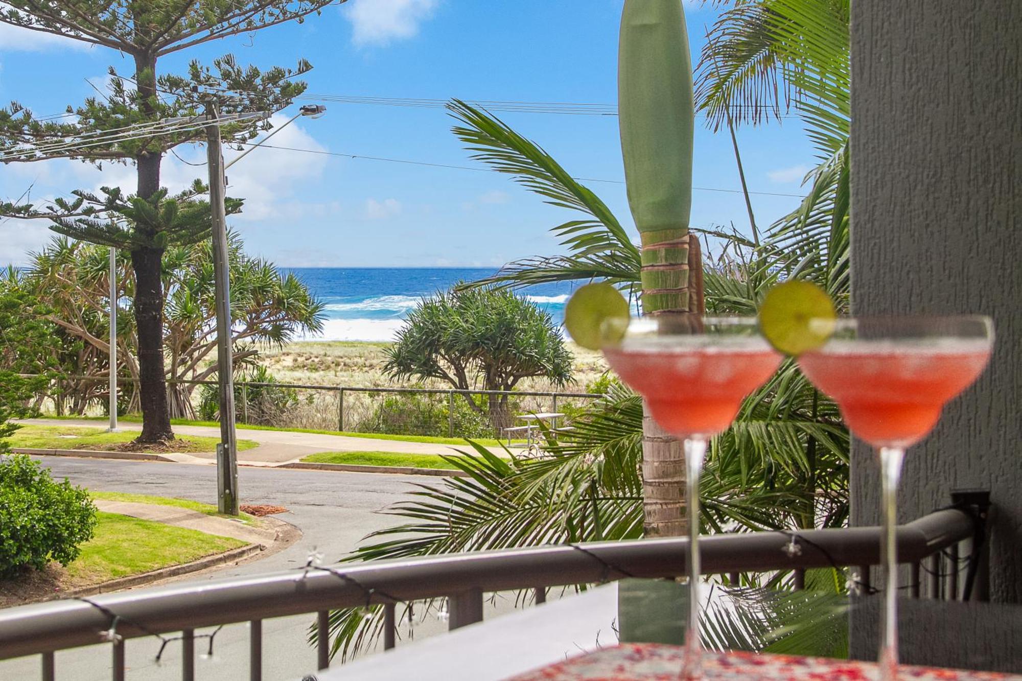 Bilinga Bliss - Luxury Beachfront Gold Coast