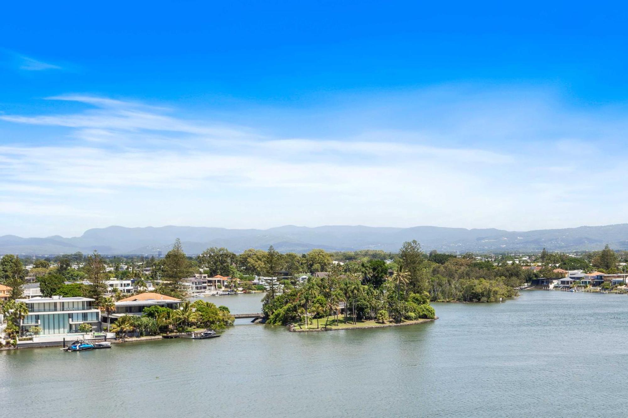 Peninsular 4* Gold Coast