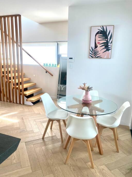 Casa De Mork - Entire 3 Storey