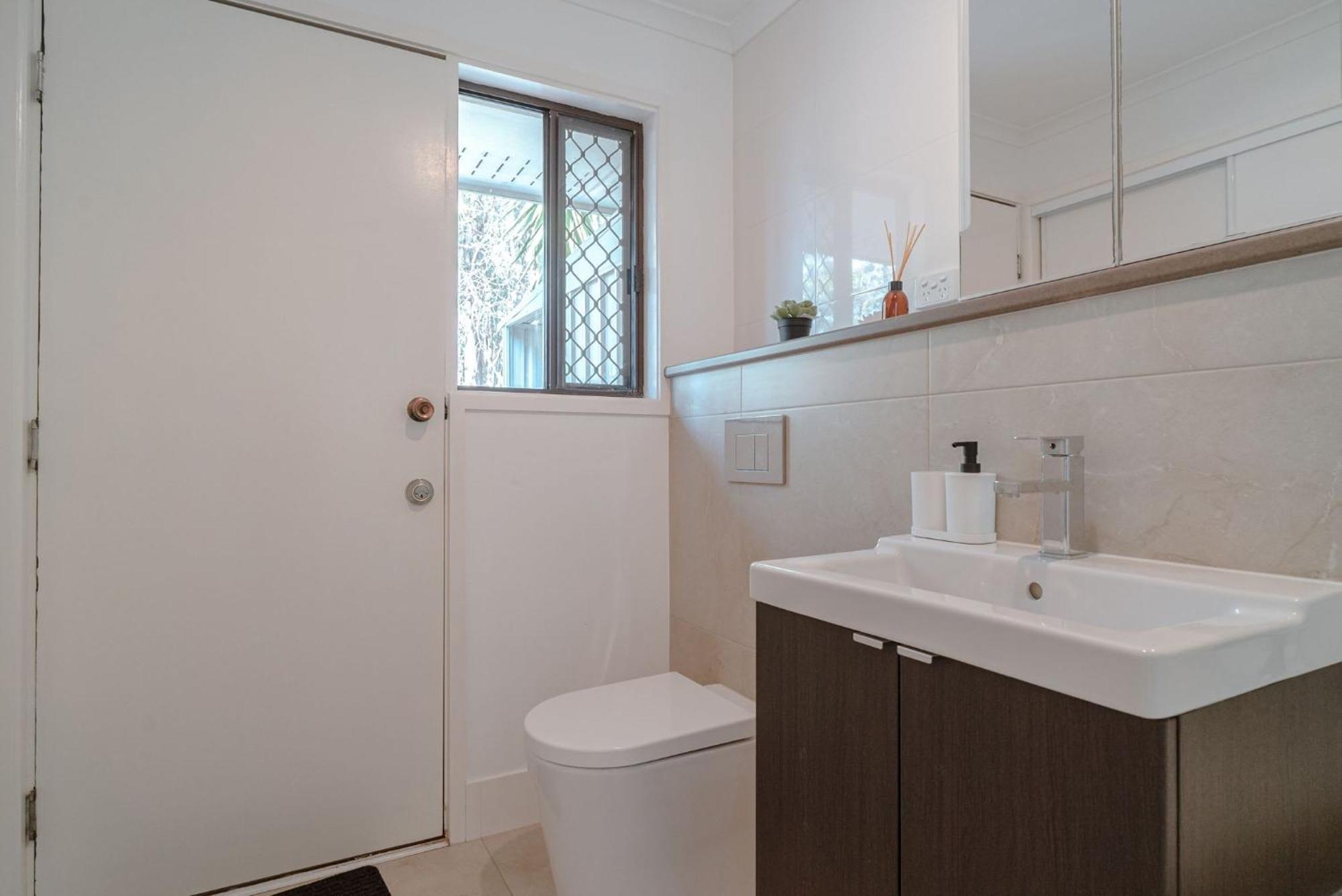 For Discounts - Canopy Holiday home