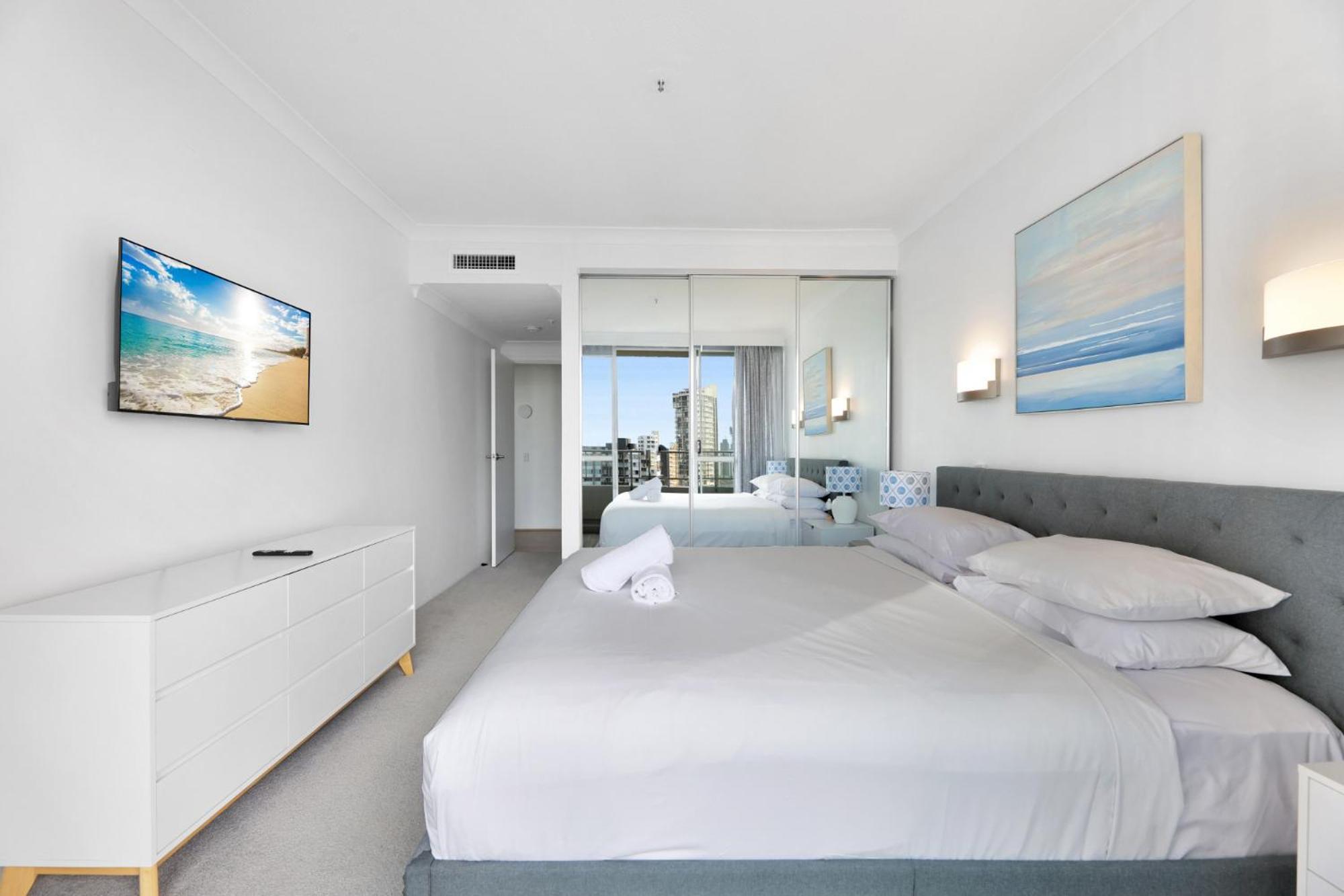 Ocean View 2-bed With Pool, Tennis Court & Bbq Apartment *