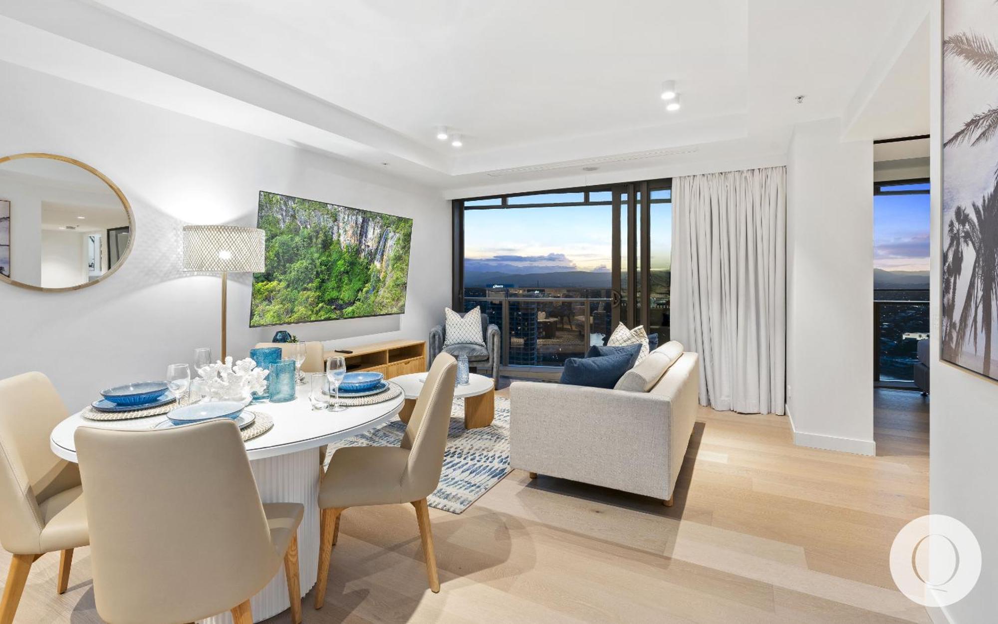 Apartment Luxury Units At The Jewel Residences - Q *