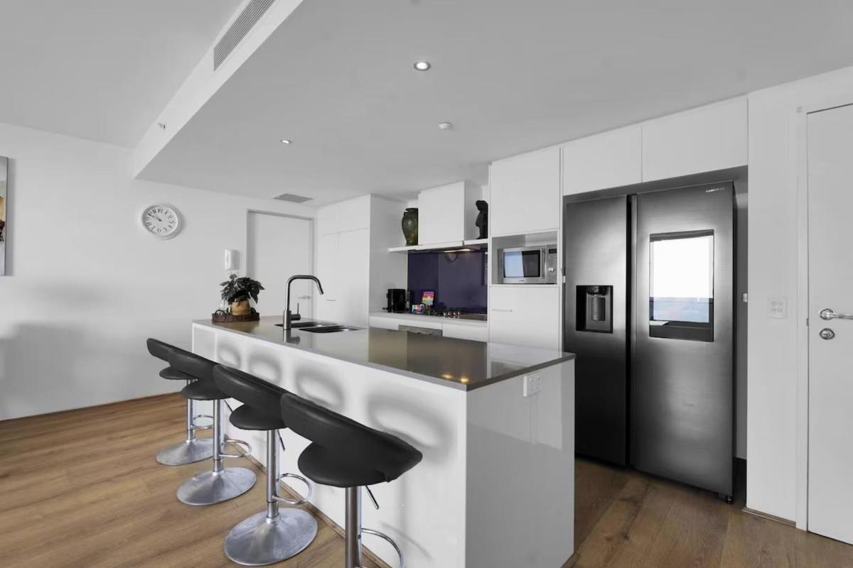 Level 47 Sky High 2br Ocean View * Gold Coast