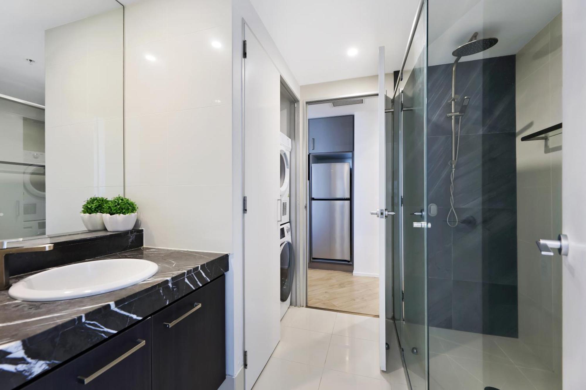 Avalon - Qstay Apartment