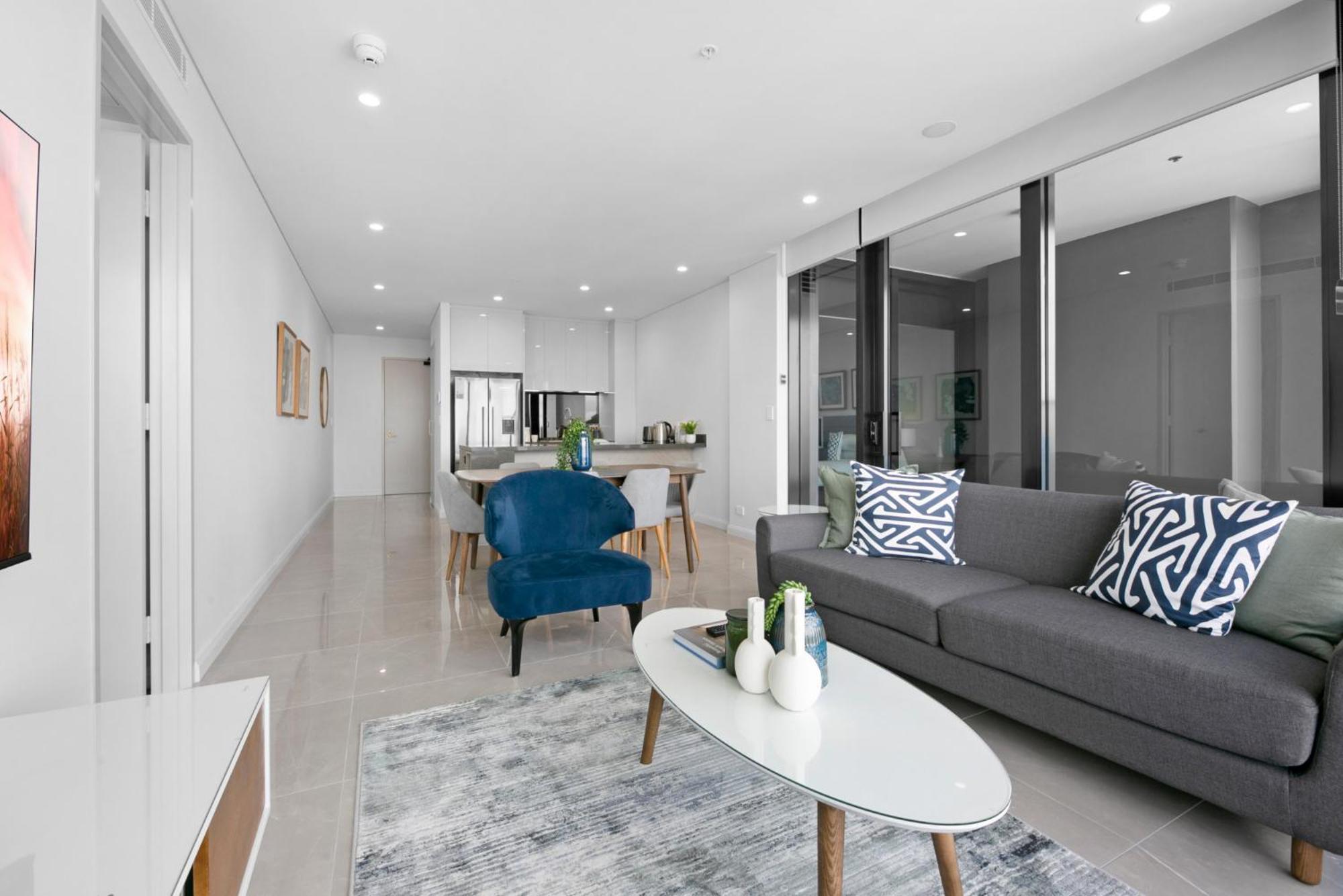 Apartment Oceanfront 2-bed With Spectacular View, Pool & Gym *