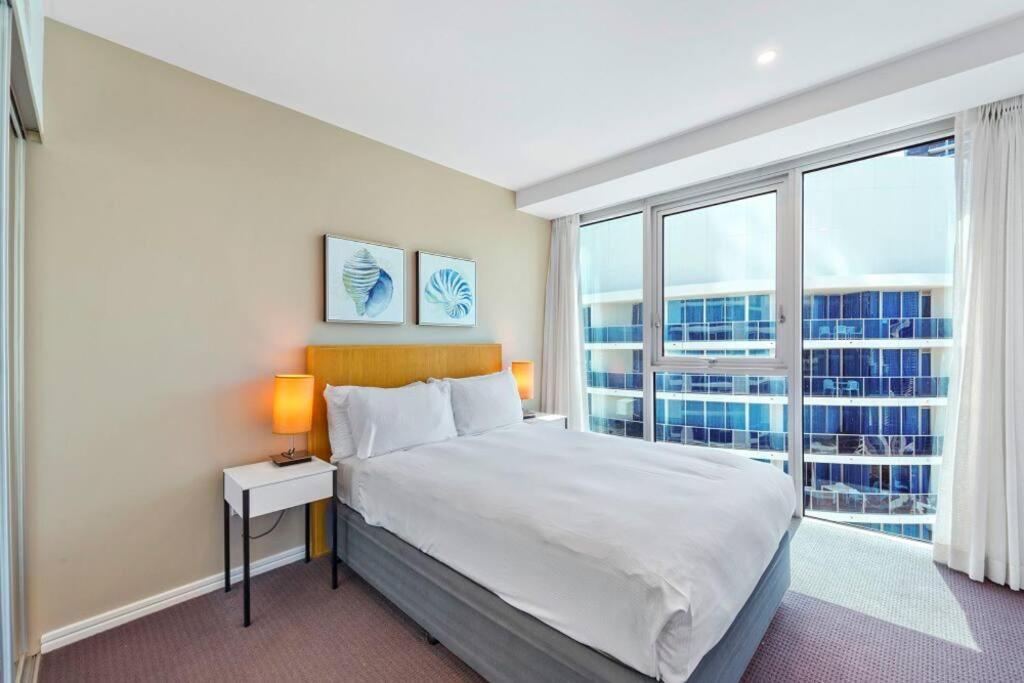 Oceanside Sky Dream Hilton 2.5bdr With 180° Views Apartment Gold Coast