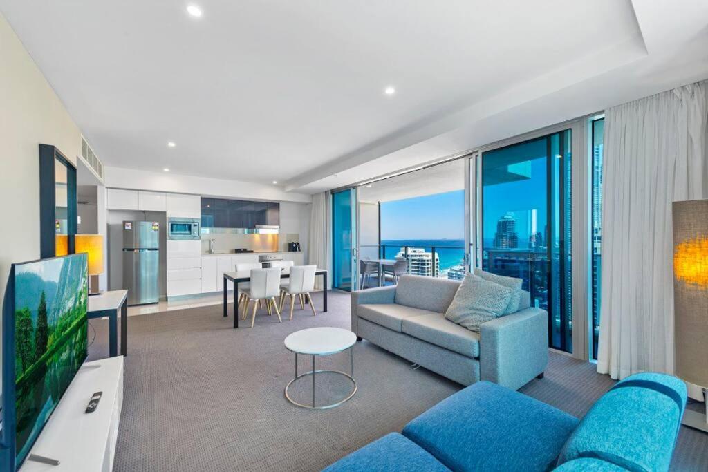 Oceanside Sky Dream Hilton 2.5bdr With 180° Views * Gold Coast