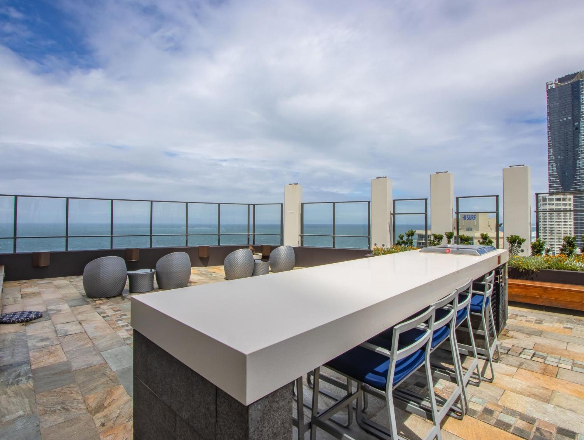 Premium Oceanfront Unit At Rhapsody Surfers Paradise * Gold Coast