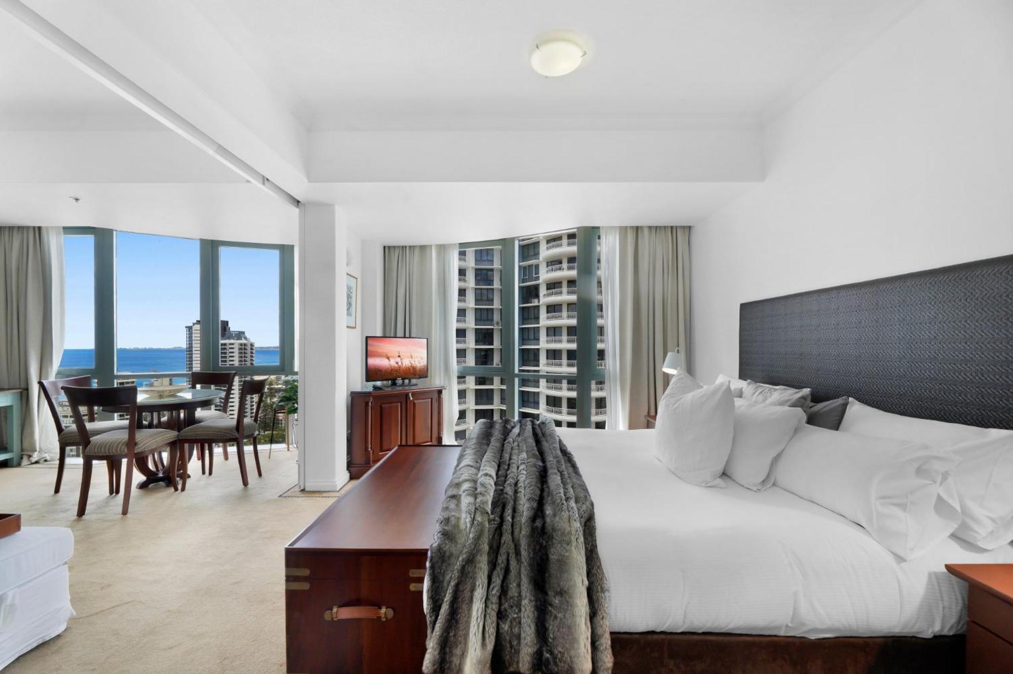 Oceanview 1-bed Sub Penthouse With Pool & Gym Gold Coast