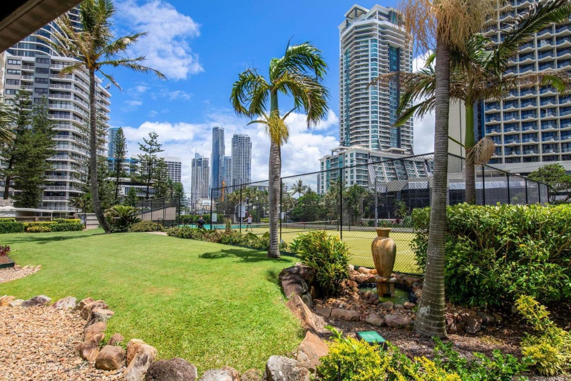 Apartment Focus With Ocean Views - Coasthm Gold Coast