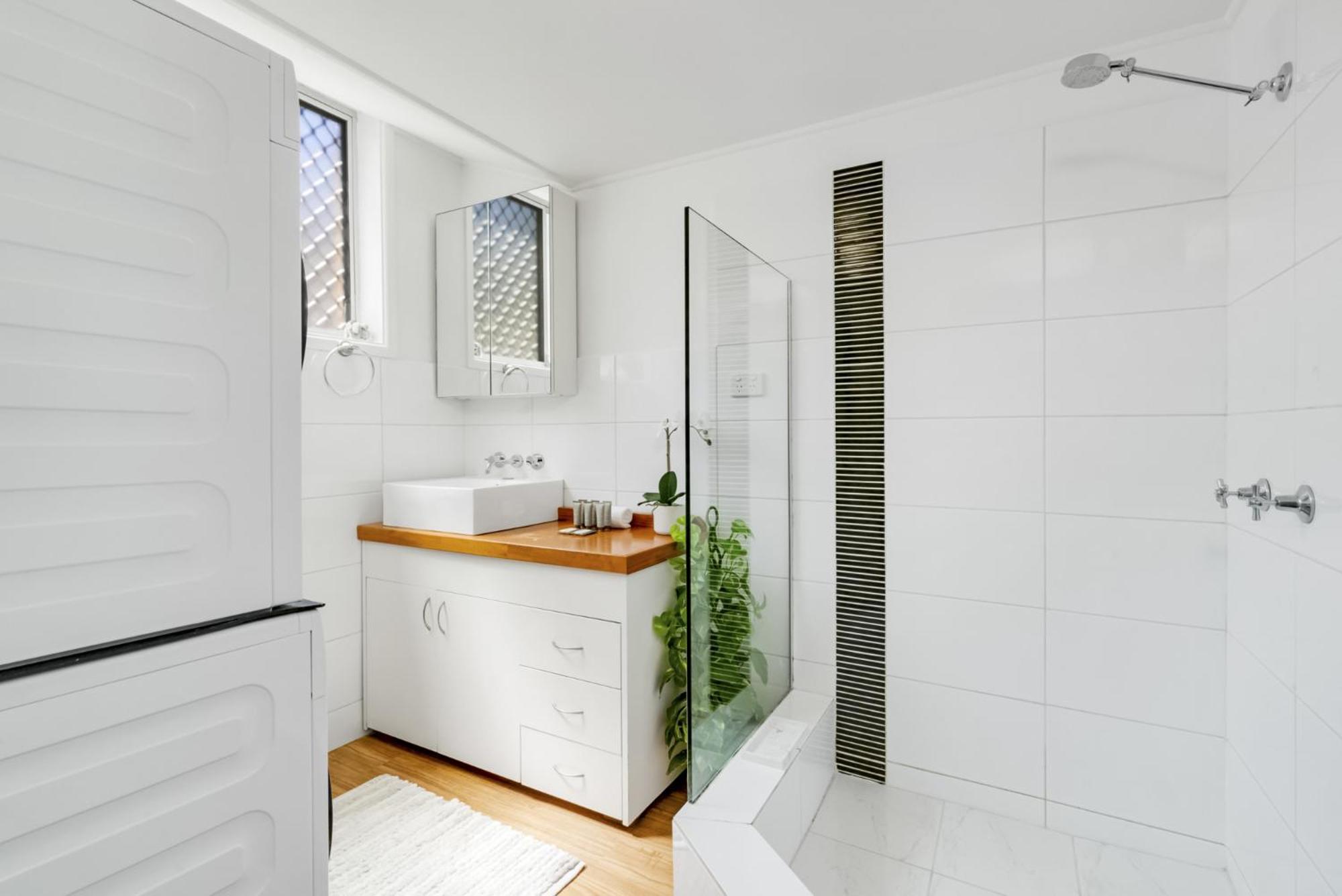 Cosy Ground Floor Unit Moments From The Apartment Gold Coast