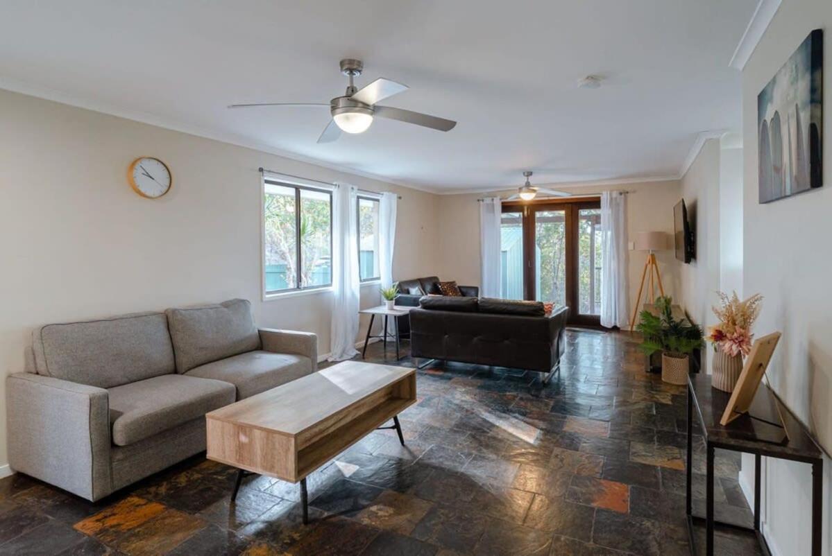 Canopy By Khove Holiday home