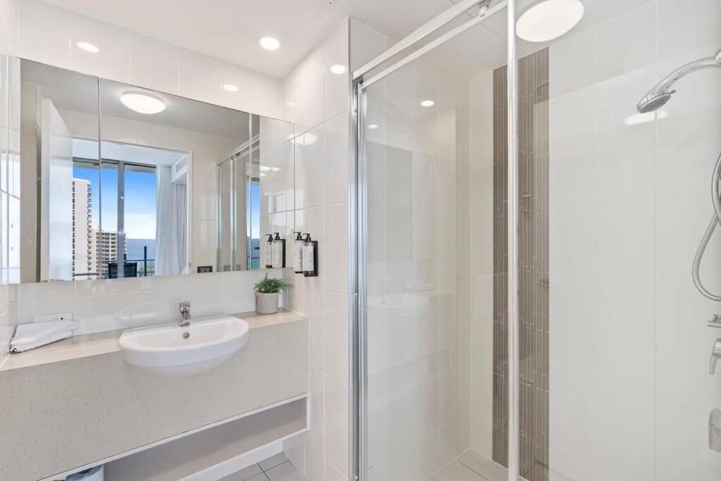 Spectacular Views From Wyndham Apartment *