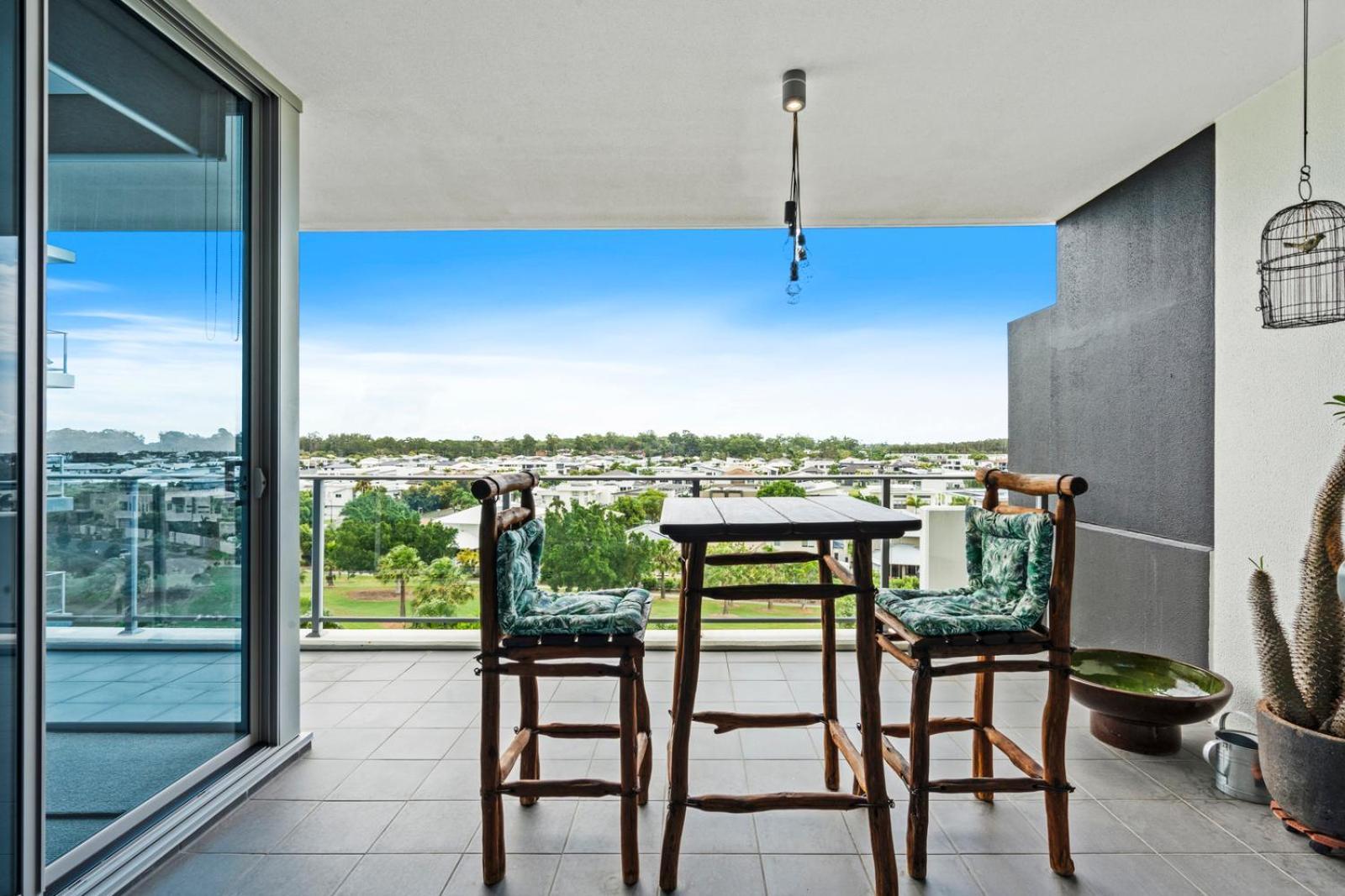 Hotel Harbour Quays Gold Coast