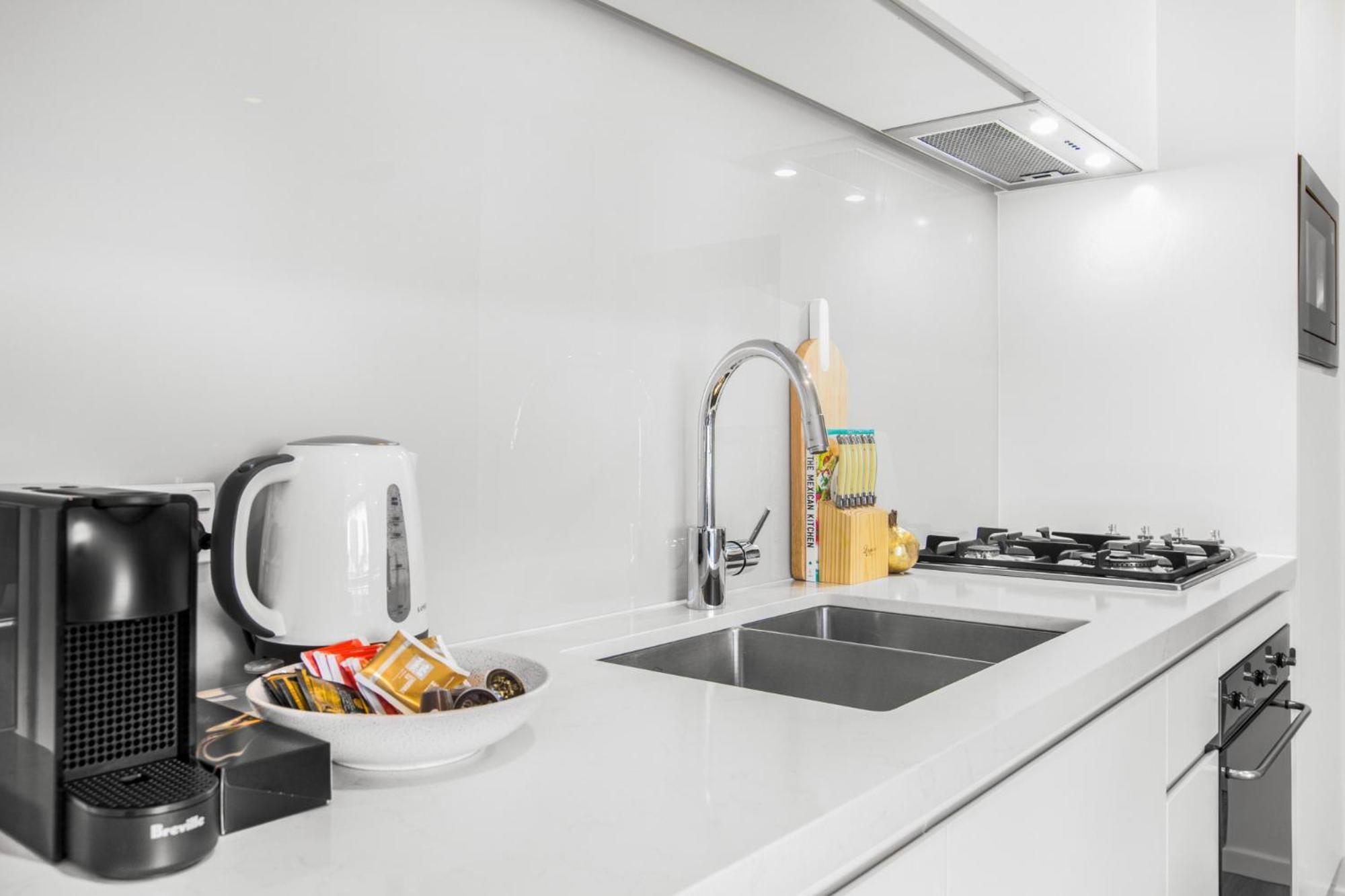 Apartamento Surfers Paradise 2-bed Near With Pool & Gym Gold Coast
