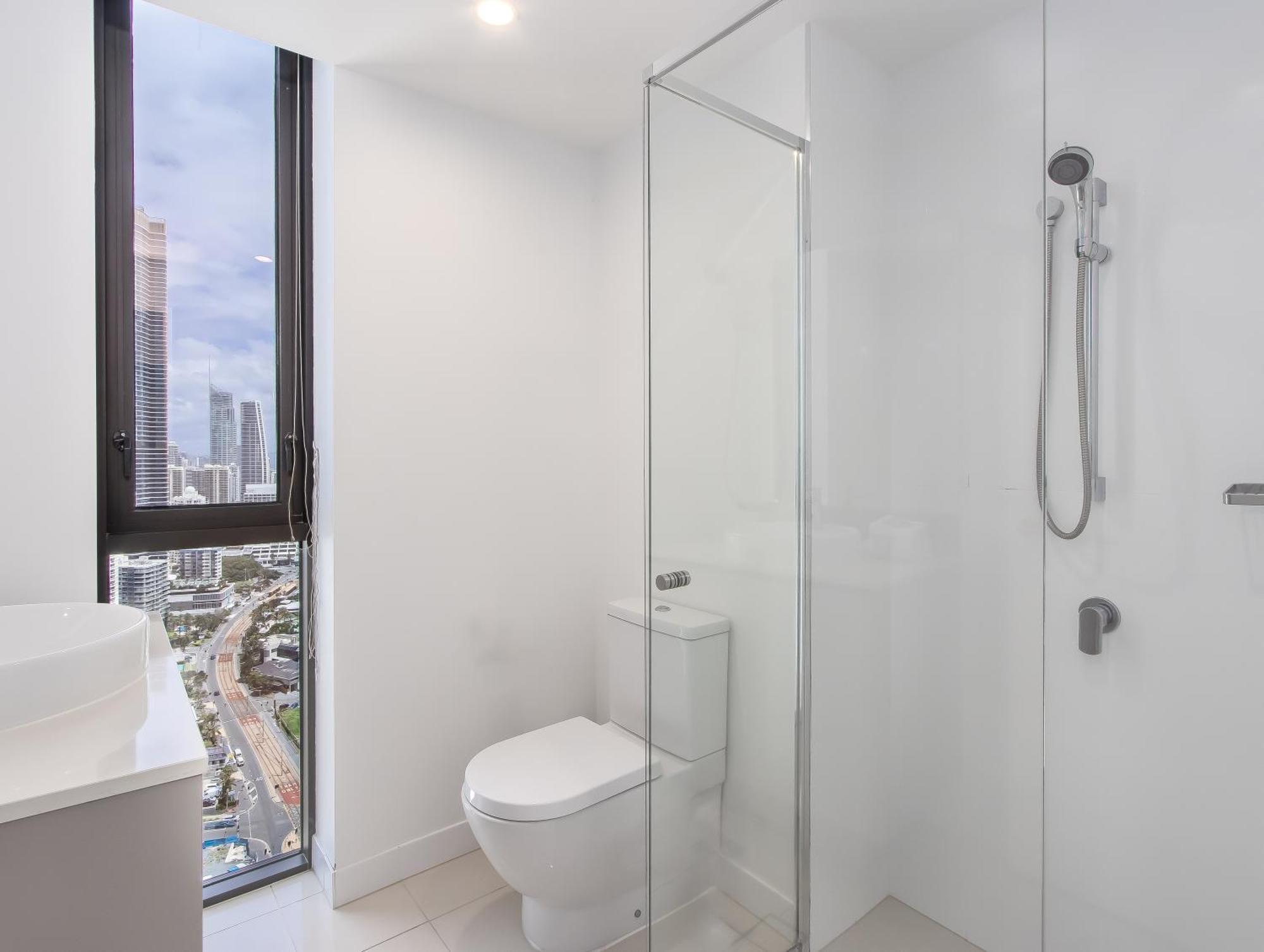 Premium Oceanfront Unit At Rhapsody Surfers Paradise