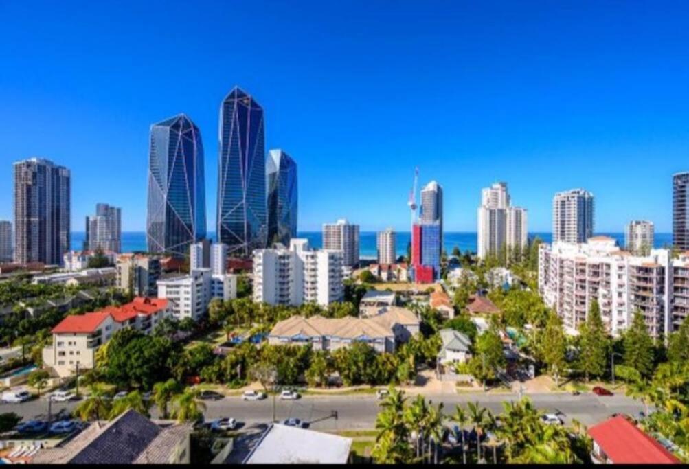 Broadbeach Surfers Spa Bath Ocean View Gold Coast