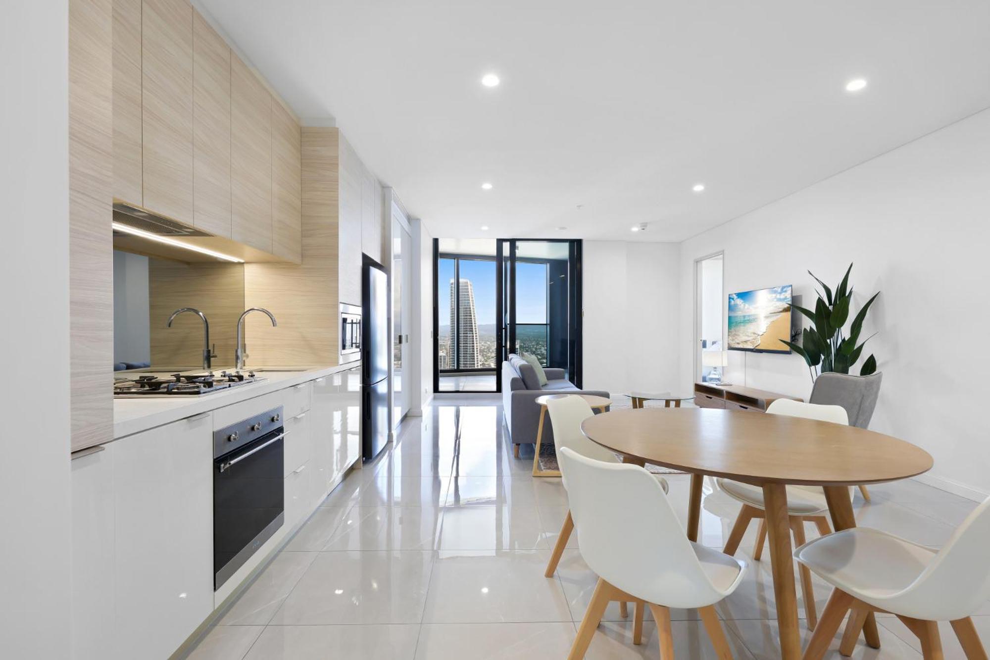 Apartment Luxe Oceanfront 1-bed High Rise With Pool & Gym
