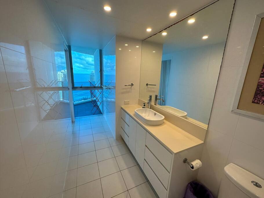 Apartment Hilton Surfers High Floor Beach Views *