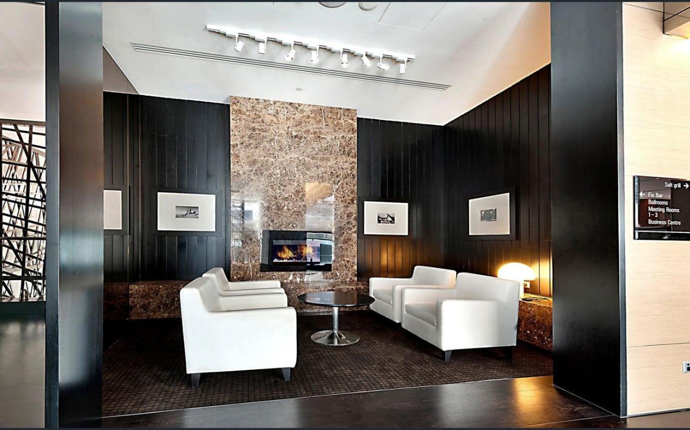 Hilton 2 Bed 2 Bath With Car Park 12704 Apartment *