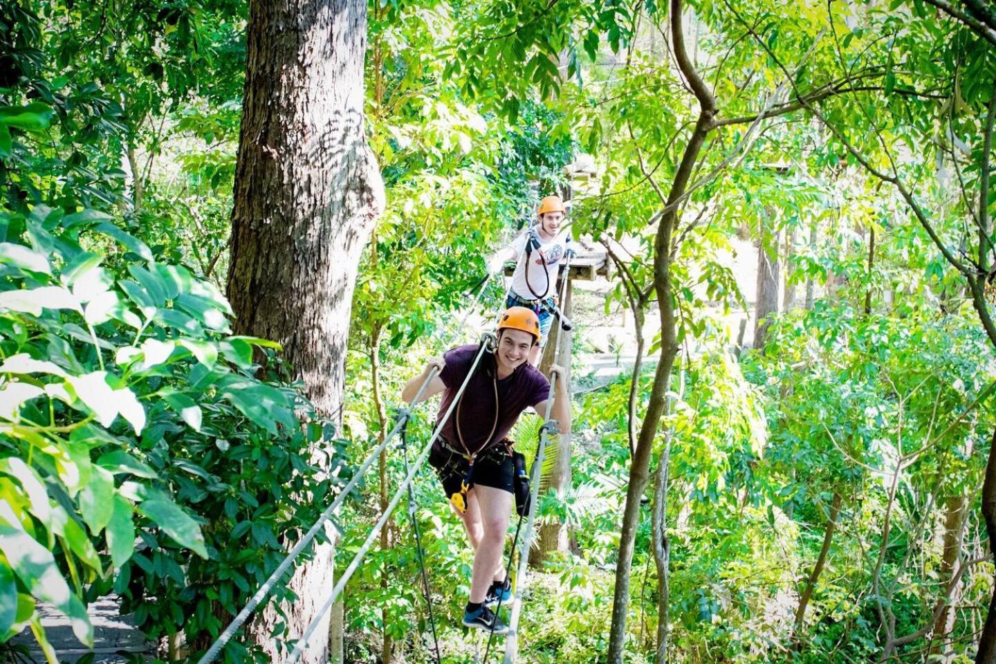 Family Retreat, 1 And Half Kms, Shops, Full * Gold Coast