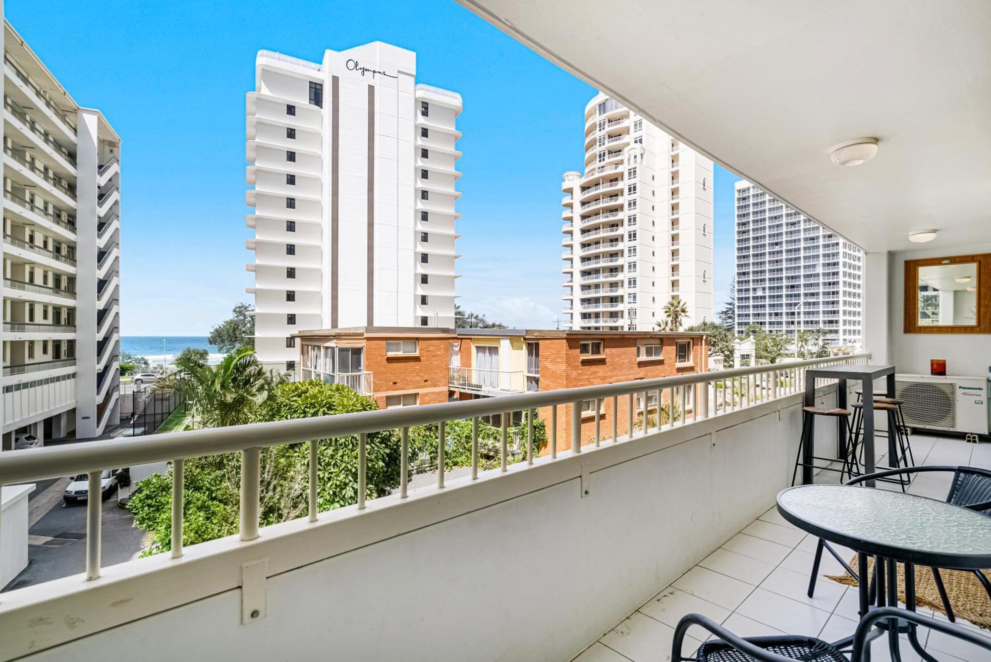 Paradise Found - Where And Surf Collide Apartment