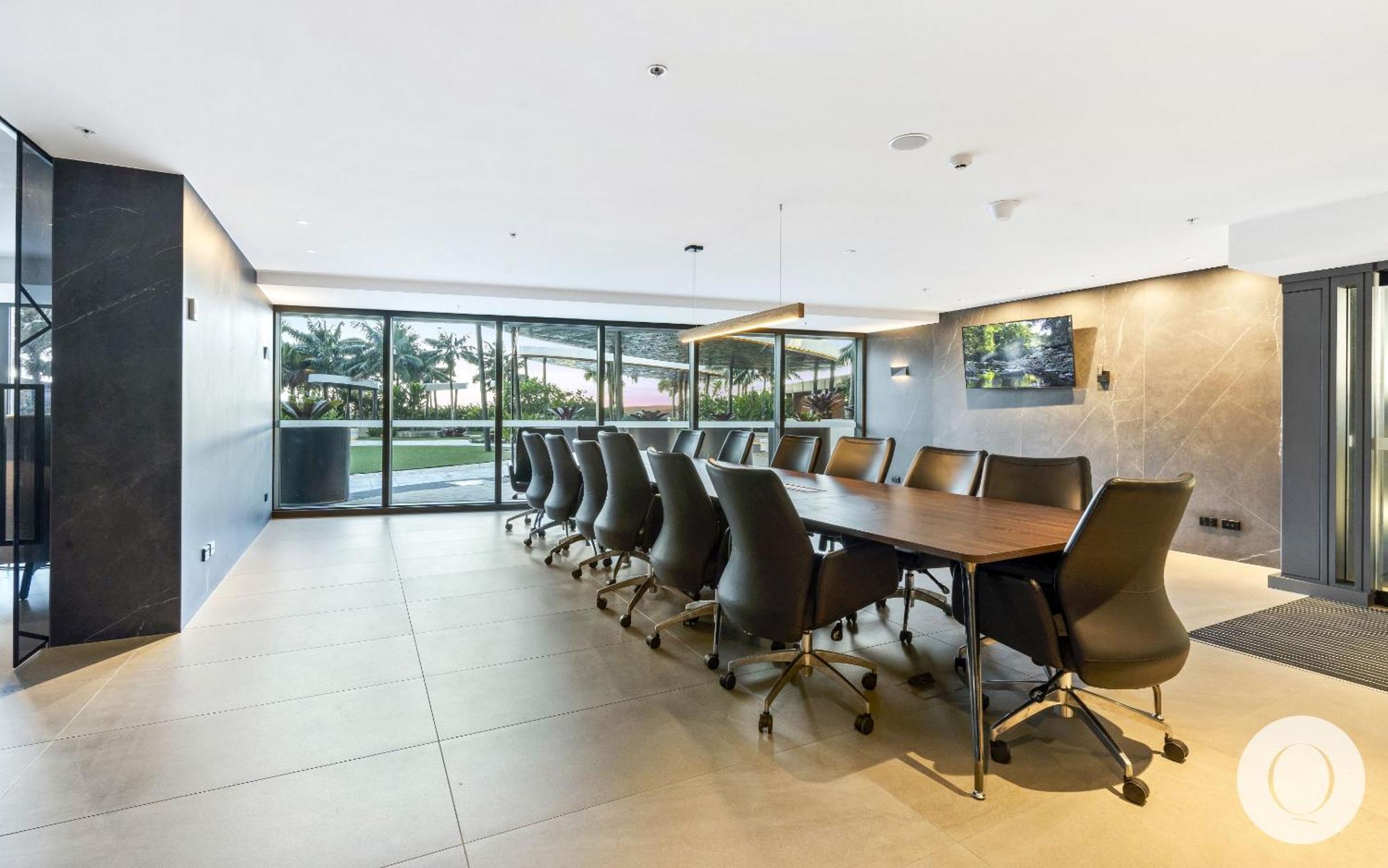 Luxury Units At The Jewel Residences - Q Apartment *