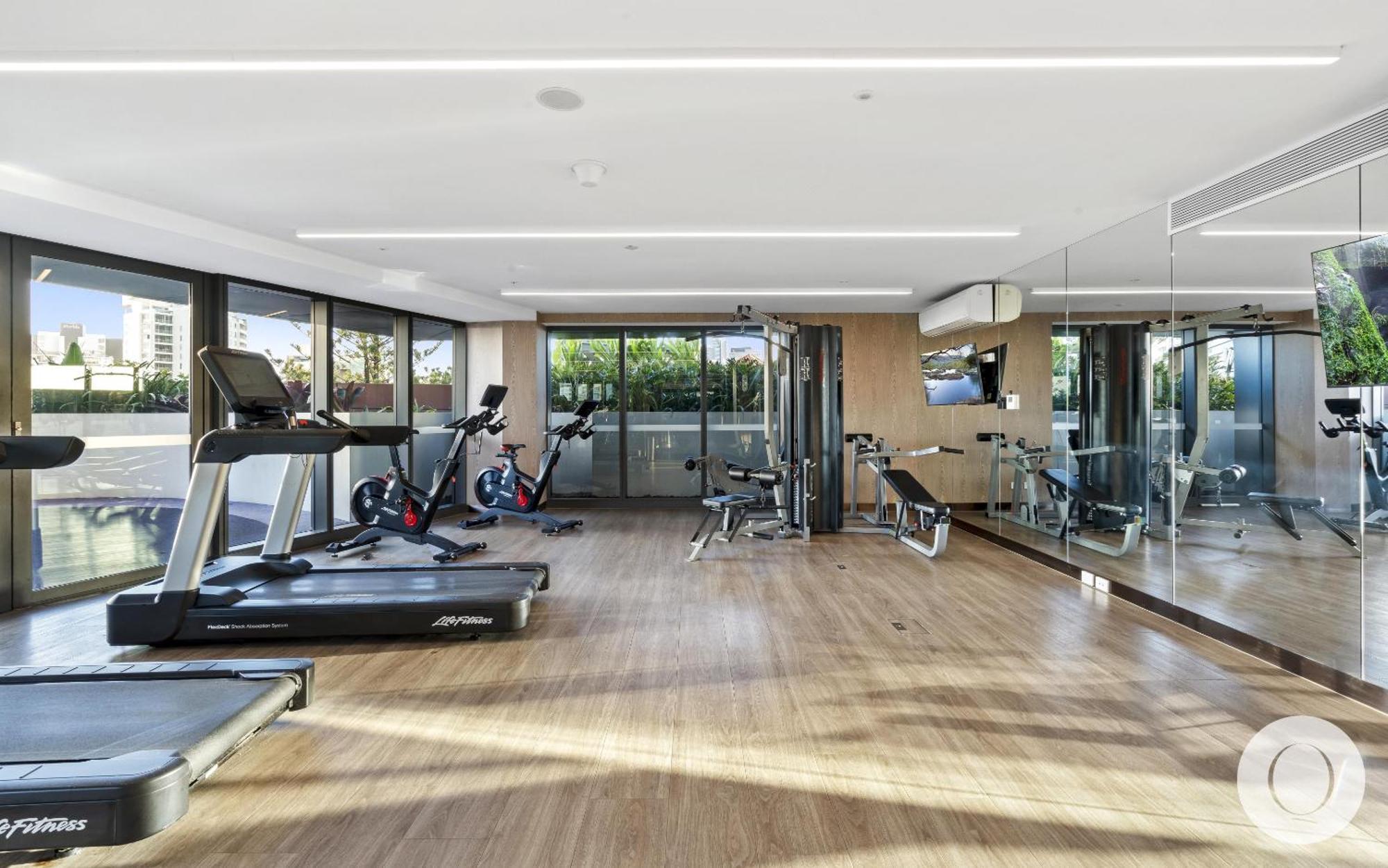 Luxury Units At The Jewel Residences - Q Apartment