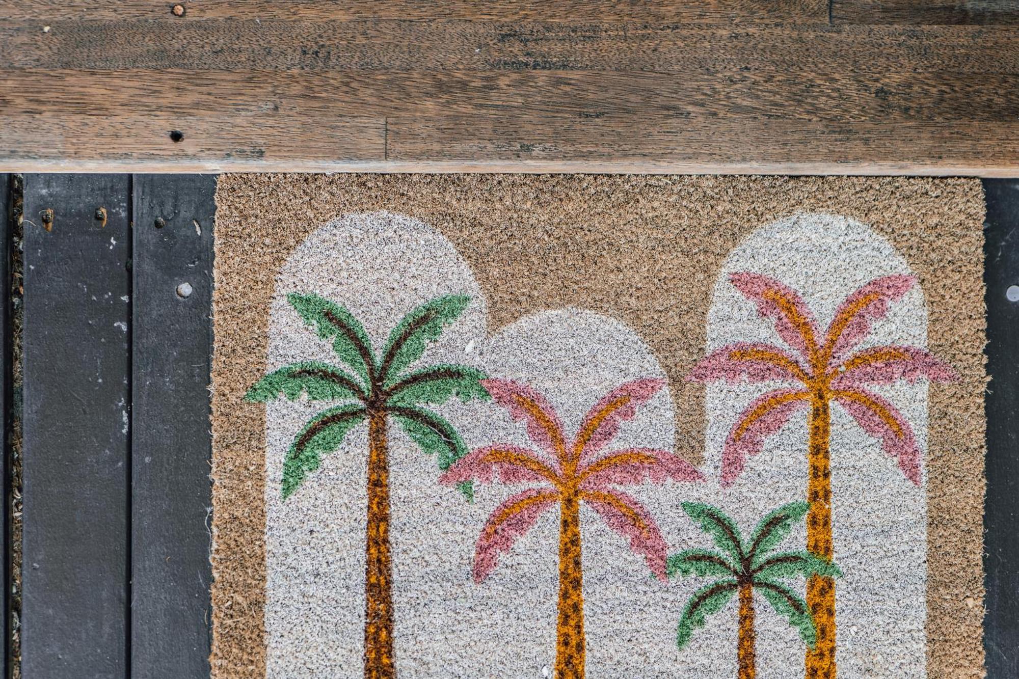 The Palm House Sun Surf And Style In Miami Holiday home
