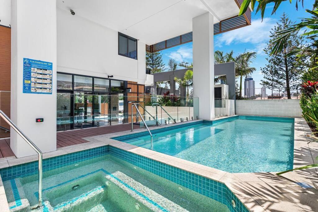 Apartamento Opus - At Your Doorstep Short Walk To Light Rail *