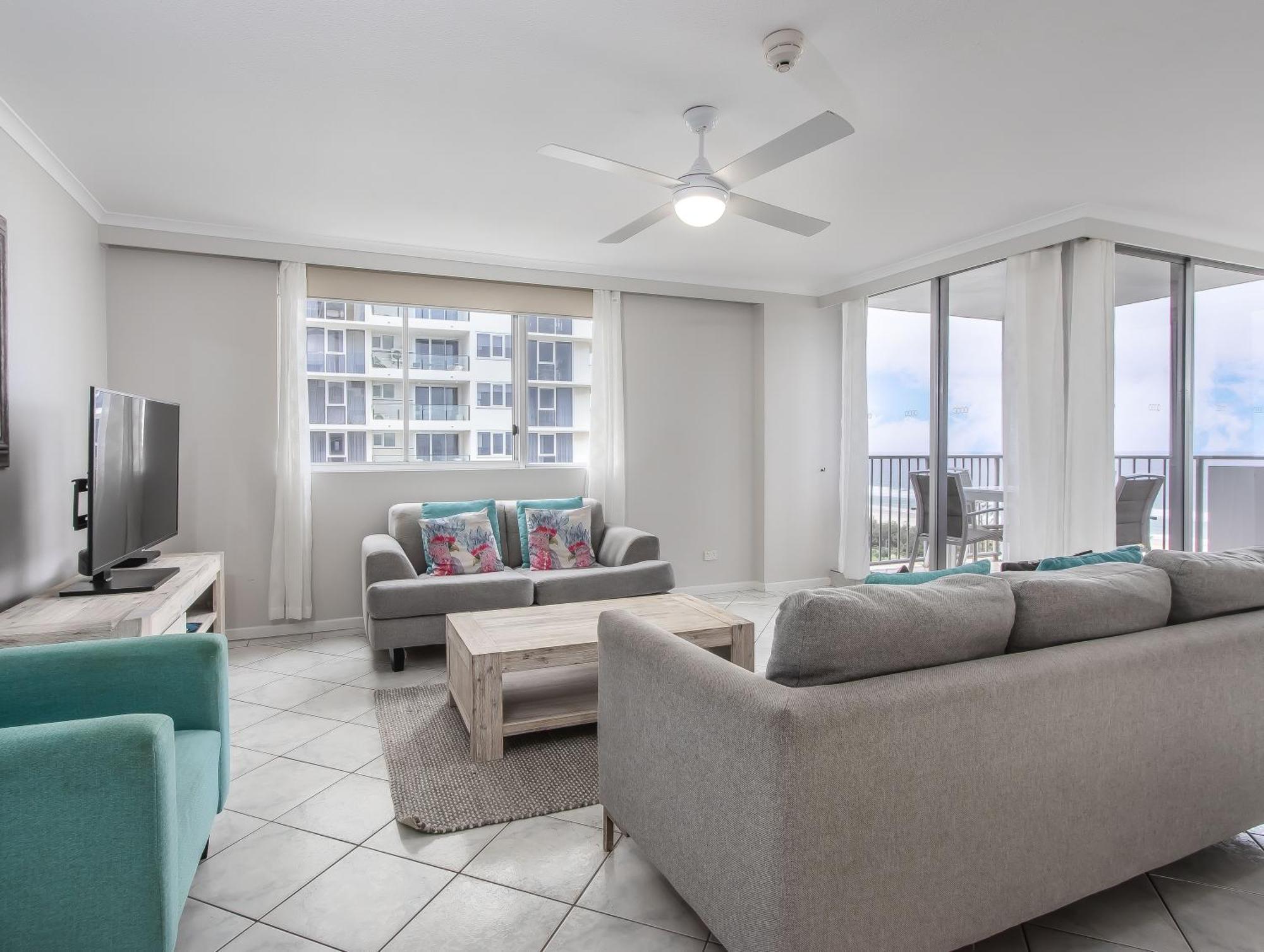 Oceanfront Paradise - 2bd/2bt Haven At Sand Piper Apartment *