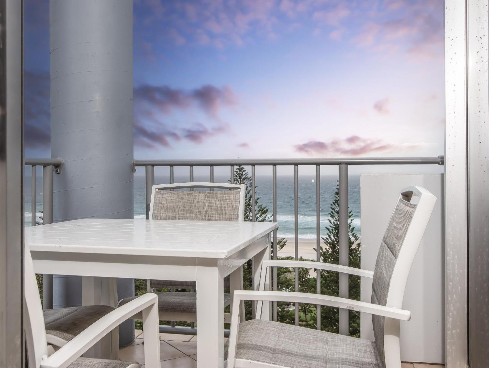 Oceanfront Paradise - 2bd/2bt Haven At Sand Piper Apartment *