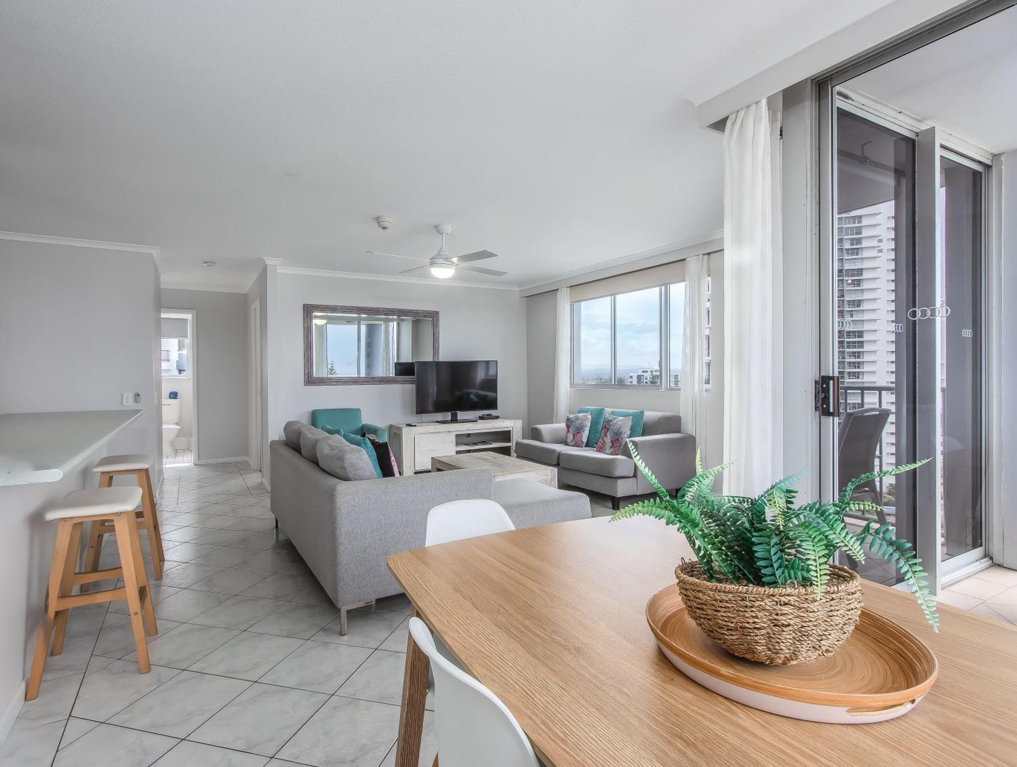 Oceanfront Paradise - 2bd/2bt Haven At Sand Piper Apartment *