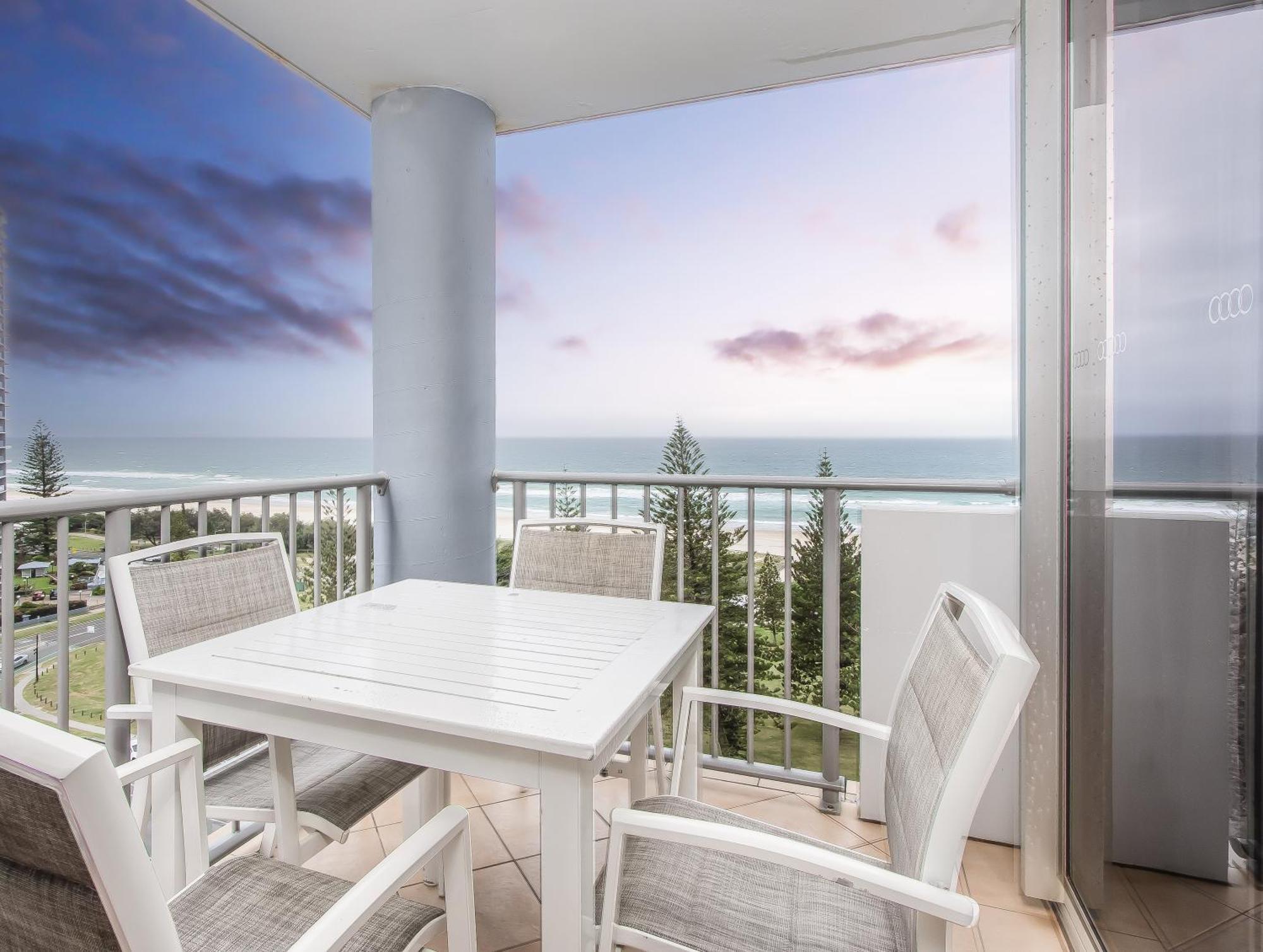 Apartment Oceanfront Paradise - 2bd/2bt Haven At Sand Piper *