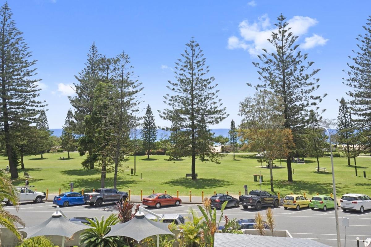 2 Bedroom Beachfront At Sandpiper * Gold Coast