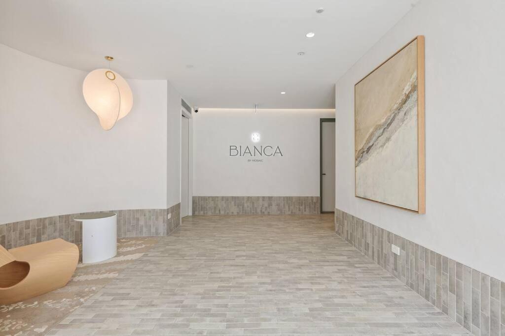Bianca By The Is Paradise! * Gold Coast