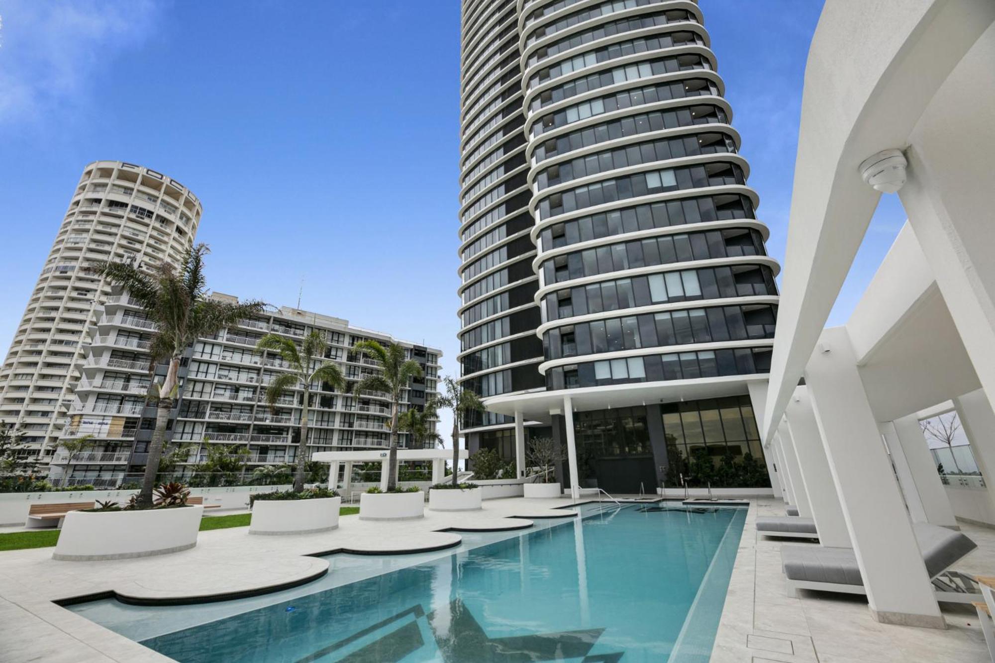 Oceanfront 3-bed With Stunning Views, Pool & Sauna Apartment Gold Coast