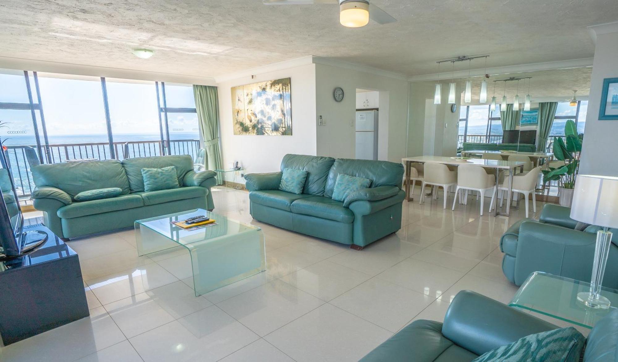 Aparthotel Surfers Aquarius On The