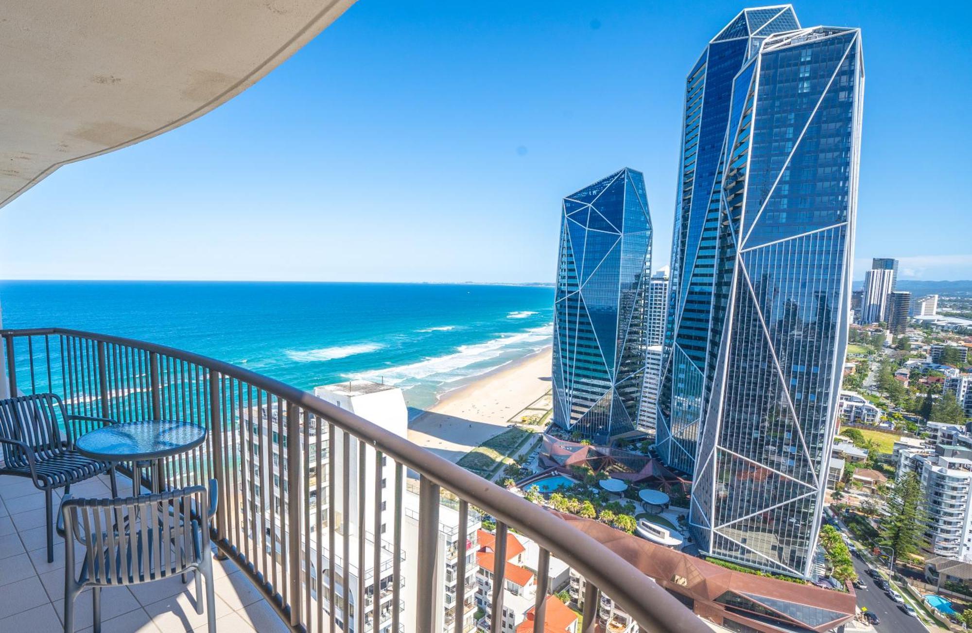 Surfers Aquarius On The Gold Coast