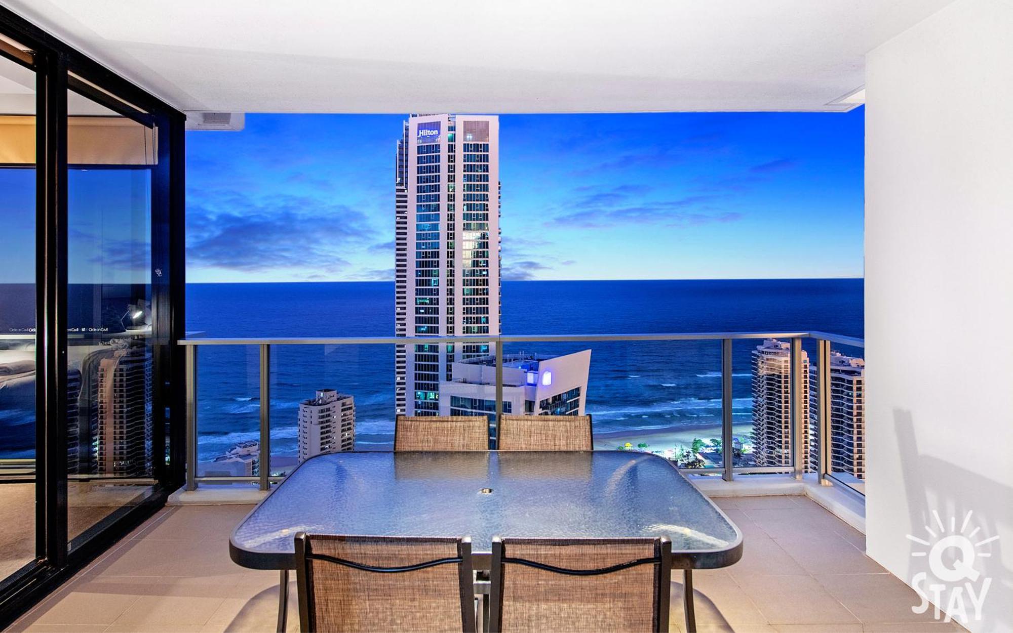 Apartment Private At Circle On Cavill - Q
