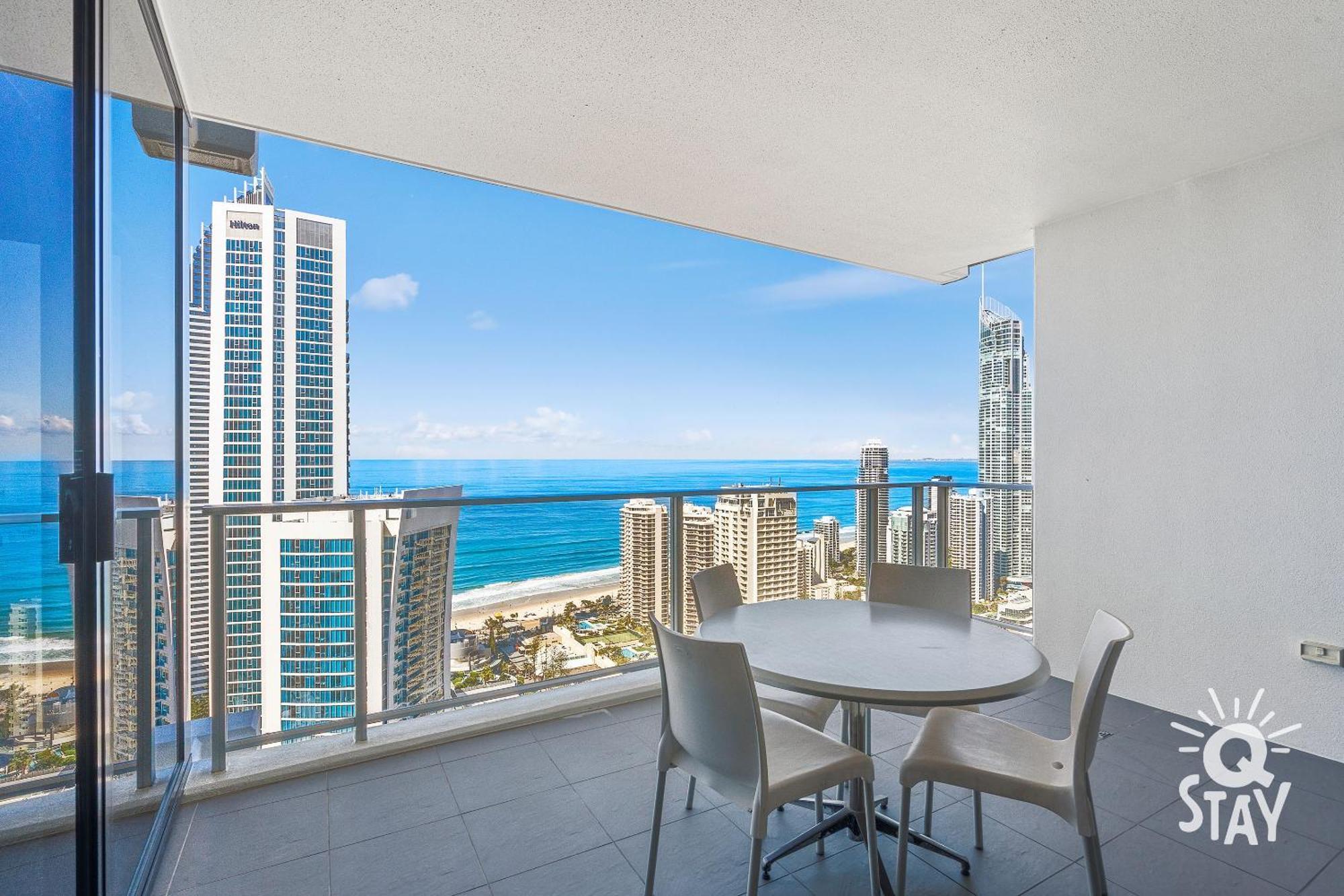 Apartment Private At Circle On Cavill - Q *